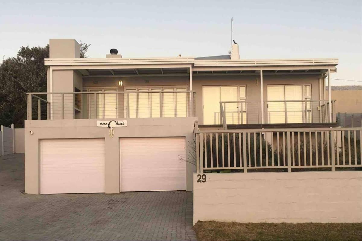 Ons C-Huis - Gansbaai Seafront Accommodation, Back-Up Power Bagian luar foto