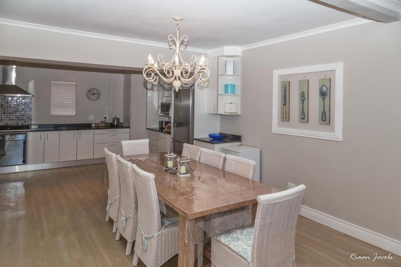 Ons C-Huis - Gansbaai Seafront Accommodation, Back-Up Power Bagian luar foto