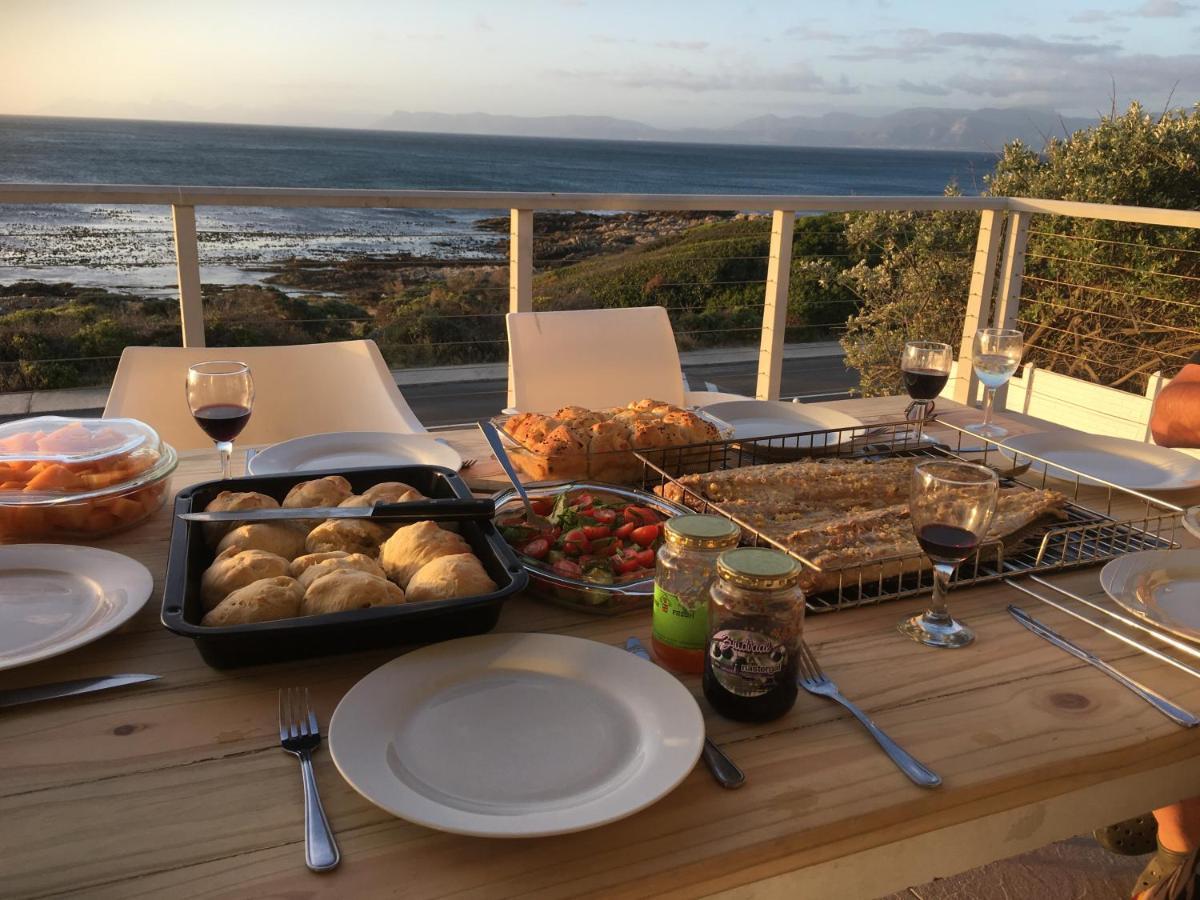 Ons C-Huis - Gansbaai Seafront Accommodation, Back-Up Power Bagian luar foto
