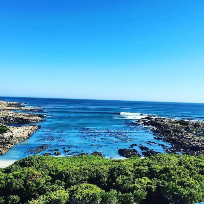 Ons C-Huis - Gansbaai Seafront Accommodation, Back-Up Power Bagian luar foto